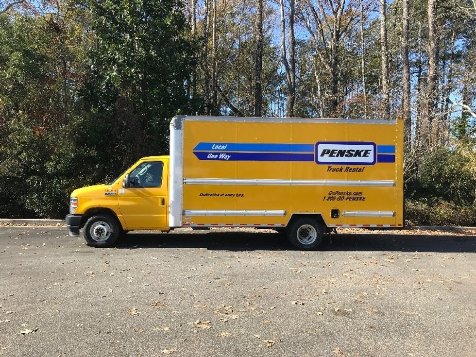 Light Duty Box Truck-Light and Medium Duty Trucks-Ford-2022-E350-Ladson-SC-106,287\n\t\tmiles-$ 28,500 - Image 4