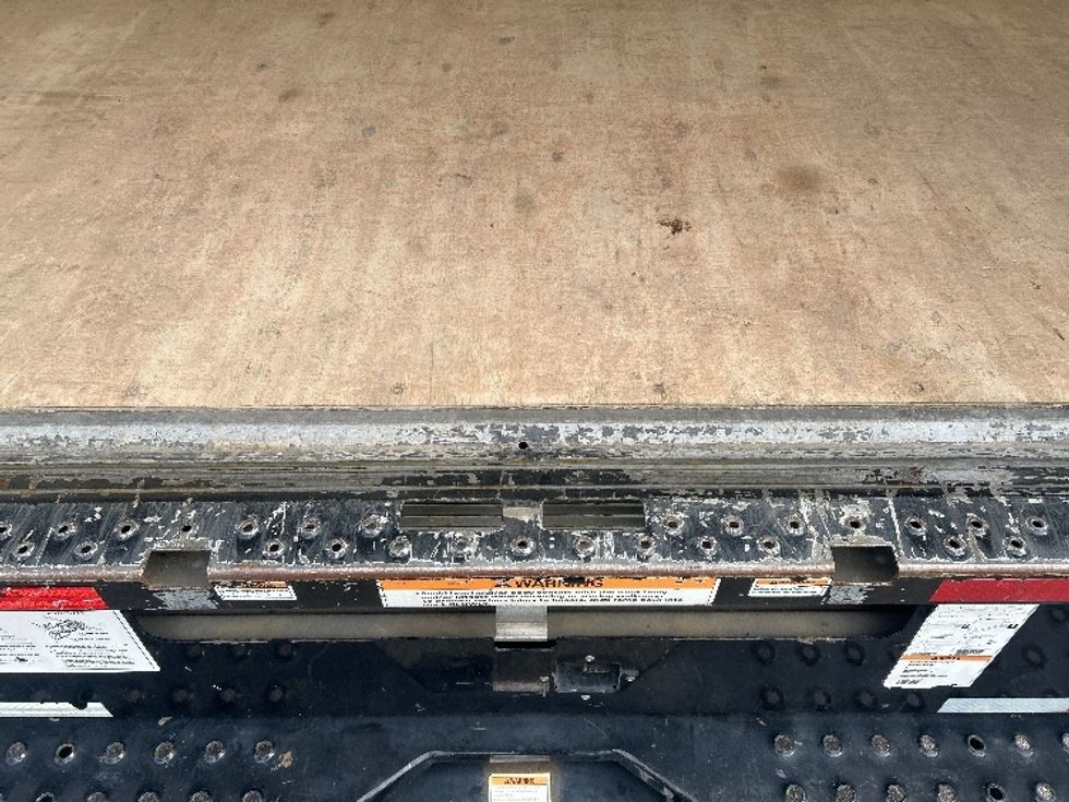 Light Duty Box Truck-Light and Medium Duty Trucks-Ford-2022-E350-Ladson-SC-115,183\n\t\tmiles-$ 30,250 - Image 10