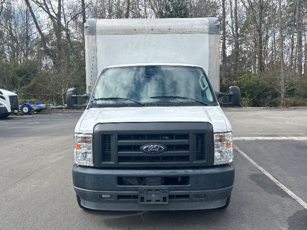 Light Duty Box Truck-Light and Medium Duty Trucks-Ford-2022-E350-Ladson-SC-115,183\n\t\tmiles-$ 30,250 - Image 2