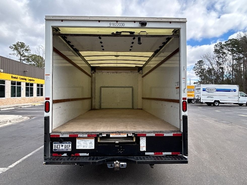 Light Duty Box Truck-Light and Medium Duty Trucks-Ford-2022-E350-Ladson-SC-115,183\n\t\tmiles-$ 30,250 - Image 9