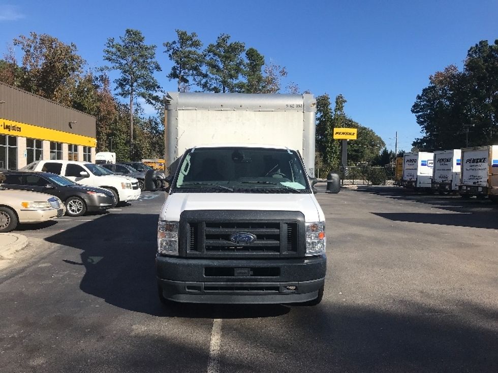 Light Duty Box Truck-Light and Medium Duty Trucks-Ford-2022-E350-Ladson-SC-133,702\n\t\tmiles-$ 27,250 - Image 2