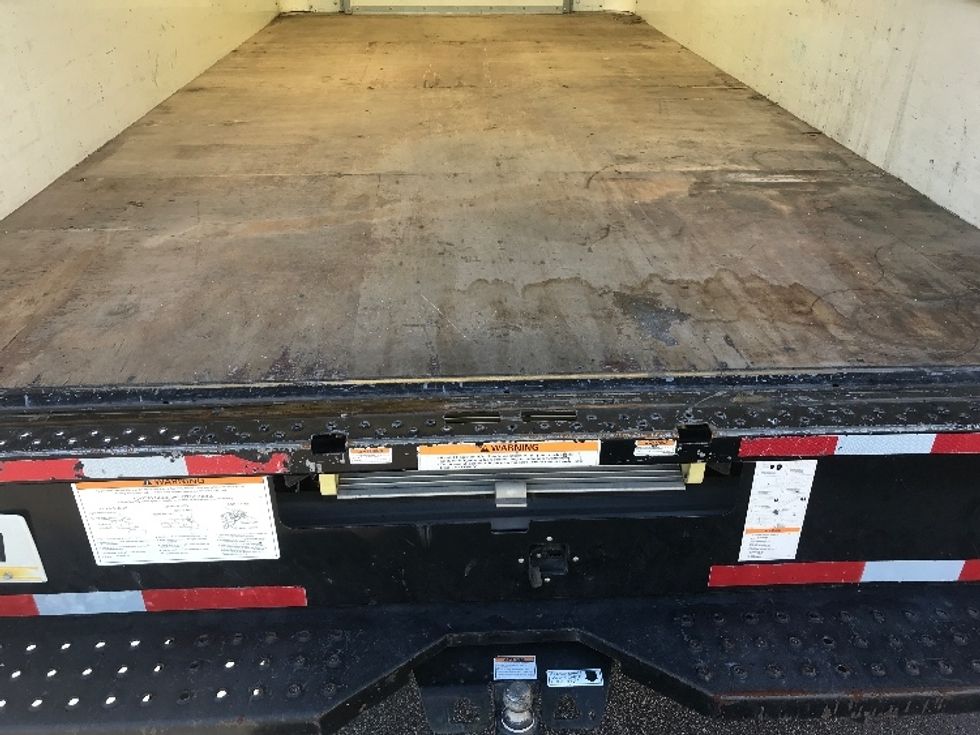 Light Duty Box Truck-Light and Medium Duty Trucks-Ford-2022-E350-Ladson-SC-133,702\n\t\tmiles-$ 27,250 - Image 9