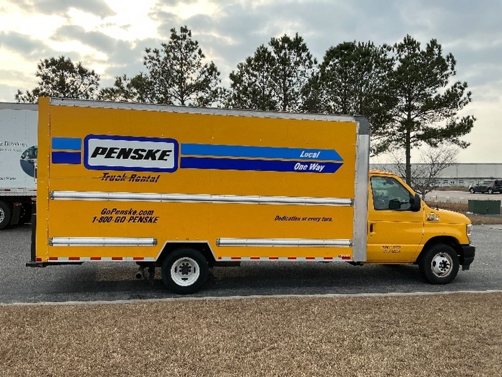 Light Duty Box Truck-Light and Medium Duty Trucks-Ford-2022-E350-Ladson-SC-90,269\n\t\tmiles-$ 32,000 - Image 15