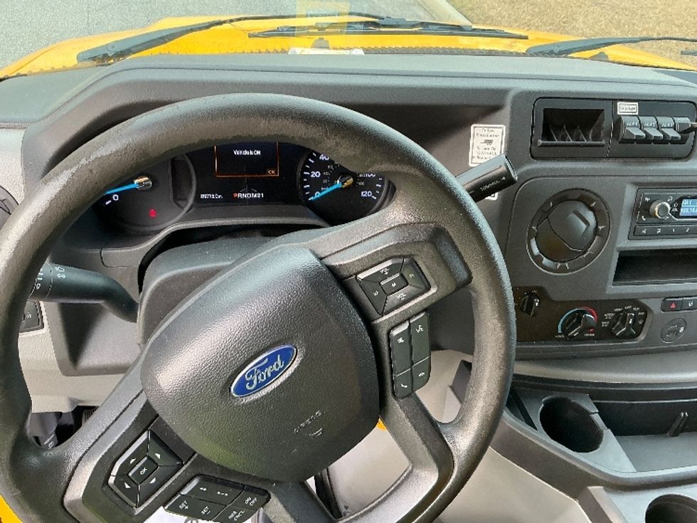 Light Duty Box Truck-Light and Medium Duty Trucks-Ford-2022-E350-Ladson-SC-90,269\n\t\tmiles-$ 32,000 - Image 18