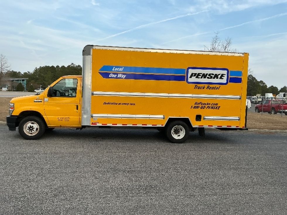 Light Duty Box Truck-Light and Medium Duty Trucks-Ford-2022-E350-Ladson-SC-90,269\n\t\tmiles-$ 32,000 - Image 4