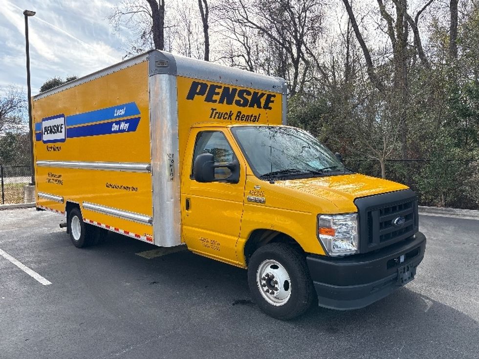 Light Duty Box Truck-Light and Medium Duty Trucks-Ford-2022-E350-Ladson-SC-91,068\n\t\tmiles-$ 30,750 - Image 1