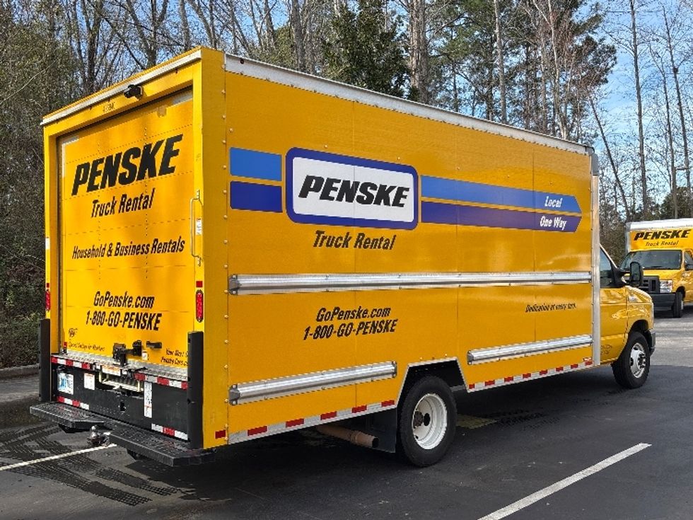 Light Duty Box Truck-Light and Medium Duty Trucks-Ford-2022-E350-Ladson-SC-91,068\n\t\tmiles-$ 30,750 - Image 12