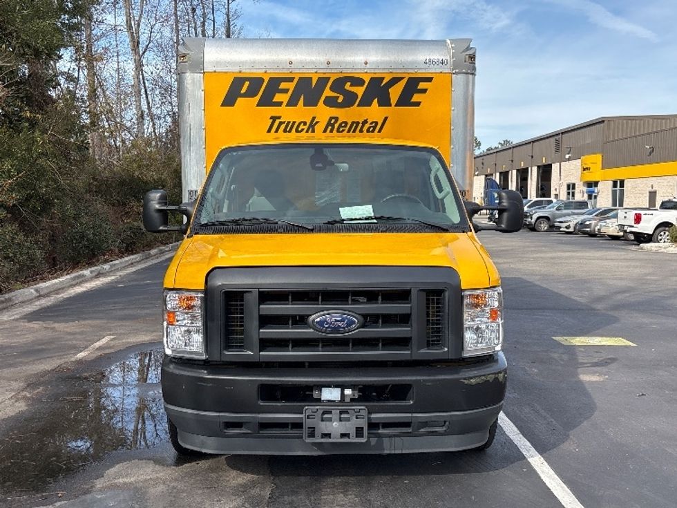 Light Duty Box Truck-Light and Medium Duty Trucks-Ford-2022-E350-Ladson-SC-91,068\n\t\tmiles-$ 30,750 - Image 2