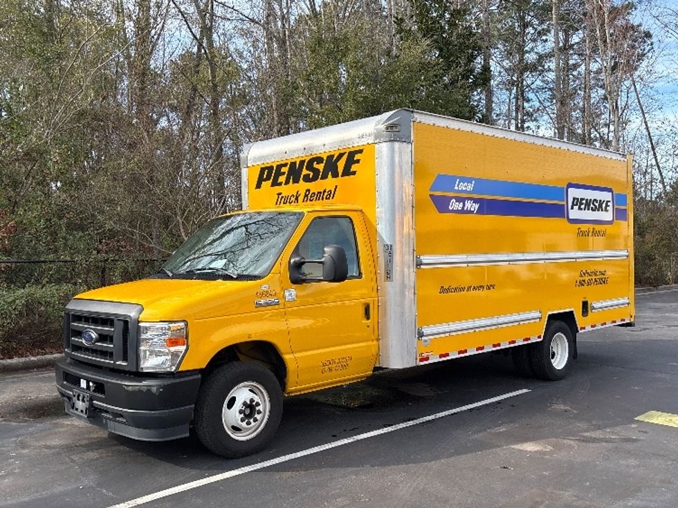 Light Duty Box Truck-Light and Medium Duty Trucks-Ford-2022-E350-Ladson-SC-91,068\n\t\tmiles-$ 30,750 - Image 3