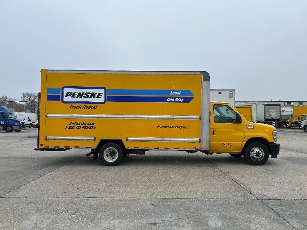 Light Duty Box Truck-Light and Medium Duty Trucks-Ford-2022-E350-Lafayette-LA-100,755\n\t\tmiles-$ 27,750 - Image 12