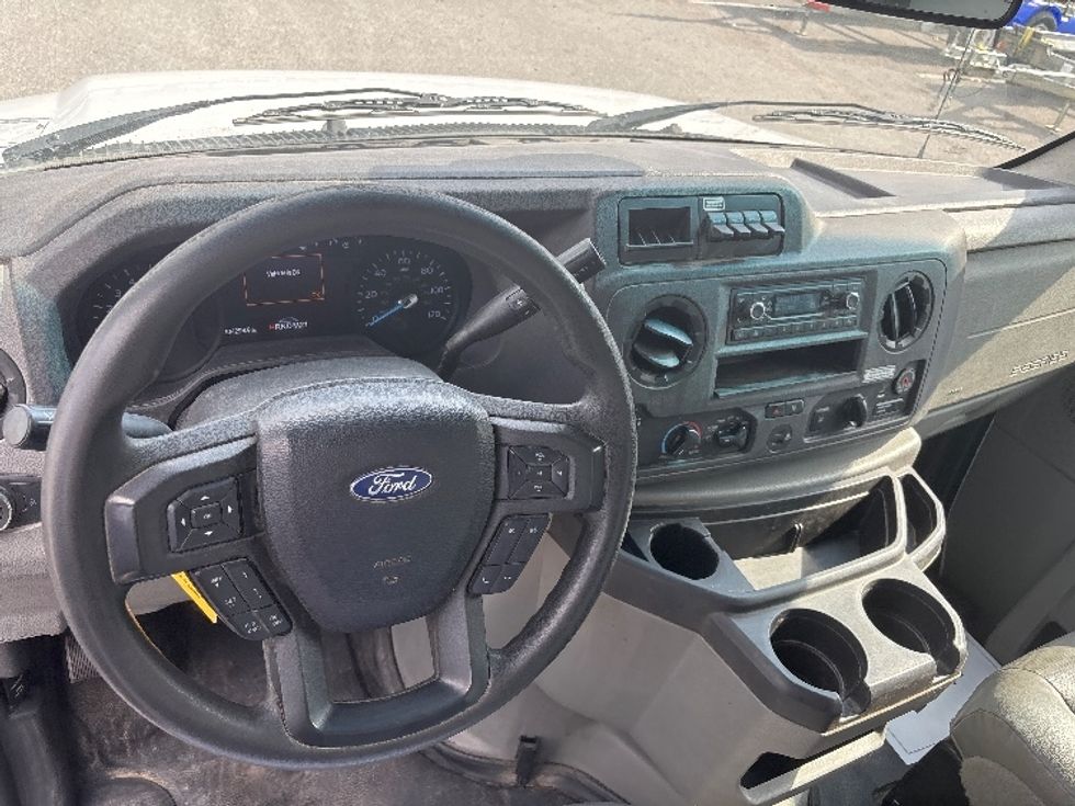 Light Duty Box Truck-Light and Medium Duty Trucks-Ford-2022-E350-Lafayette-LA-104,301\n\t\tmiles-$ 30,000 - Image 18