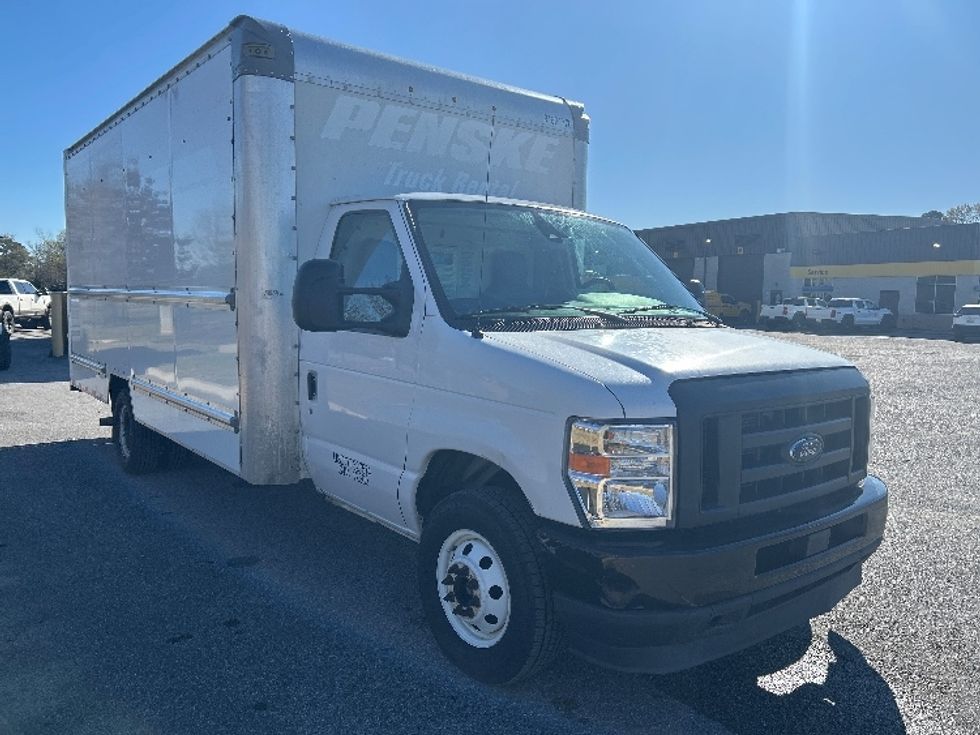 Light Duty Box Truck-Light and Medium Duty Trucks-Ford-2022-E350-Lafayette-LA-96,024\n\t\tmiles-$ 31,250 - Image 1