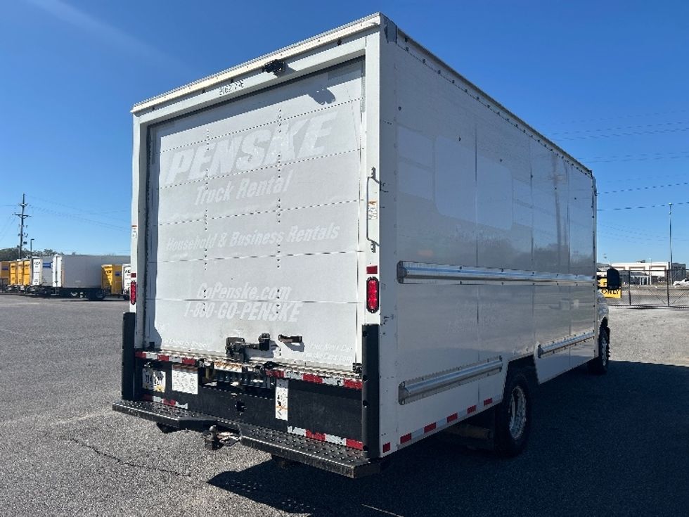 Light Duty Box Truck-Light and Medium Duty Trucks-Ford-2022-E350-Lafayette-LA-96,024\n\t\tmiles-$ 31,250 - Image 10
