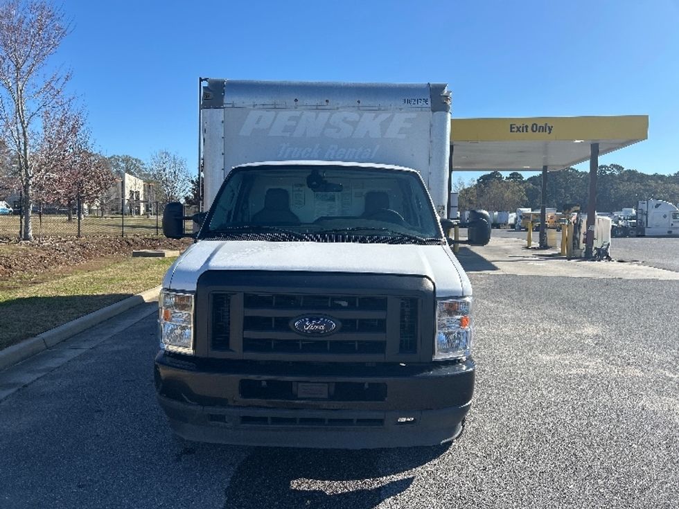 Light Duty Box Truck-Light and Medium Duty Trucks-Ford-2022-E350-Lafayette-LA-96,024\n\t\tmiles-$ 31,250 - Image 2