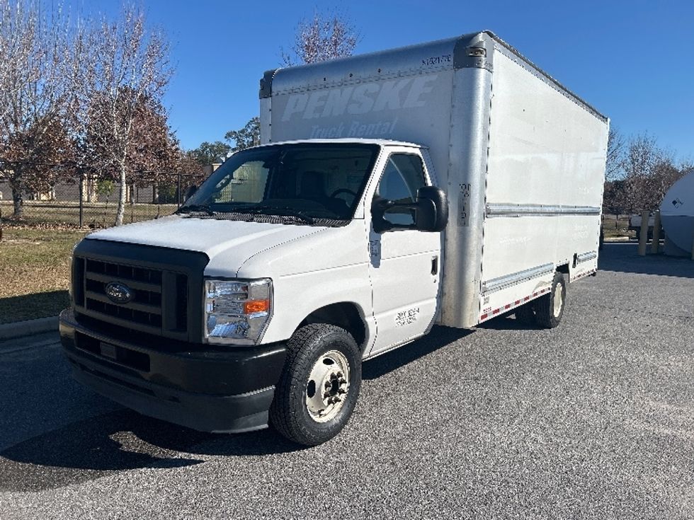 Light Duty Box Truck-Light and Medium Duty Trucks-Ford-2022-E350-Lafayette-LA-96,024\n\t\tmiles-$ 31,250 - Image 3