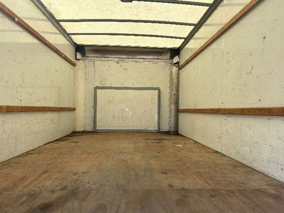 Light Duty Box Truck-Light and Medium Duty Trucks-Ford-2022-E350-Lafayette-LA-96,024\n\t\tmiles-$ 31,250 - Image 7