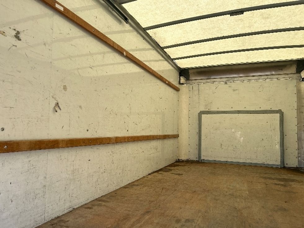 Light Duty Box Truck-Light and Medium Duty Trucks-Ford-2022-E350-Lafayette-LA-96,024\n\t\tmiles-$ 31,250 - Image 8