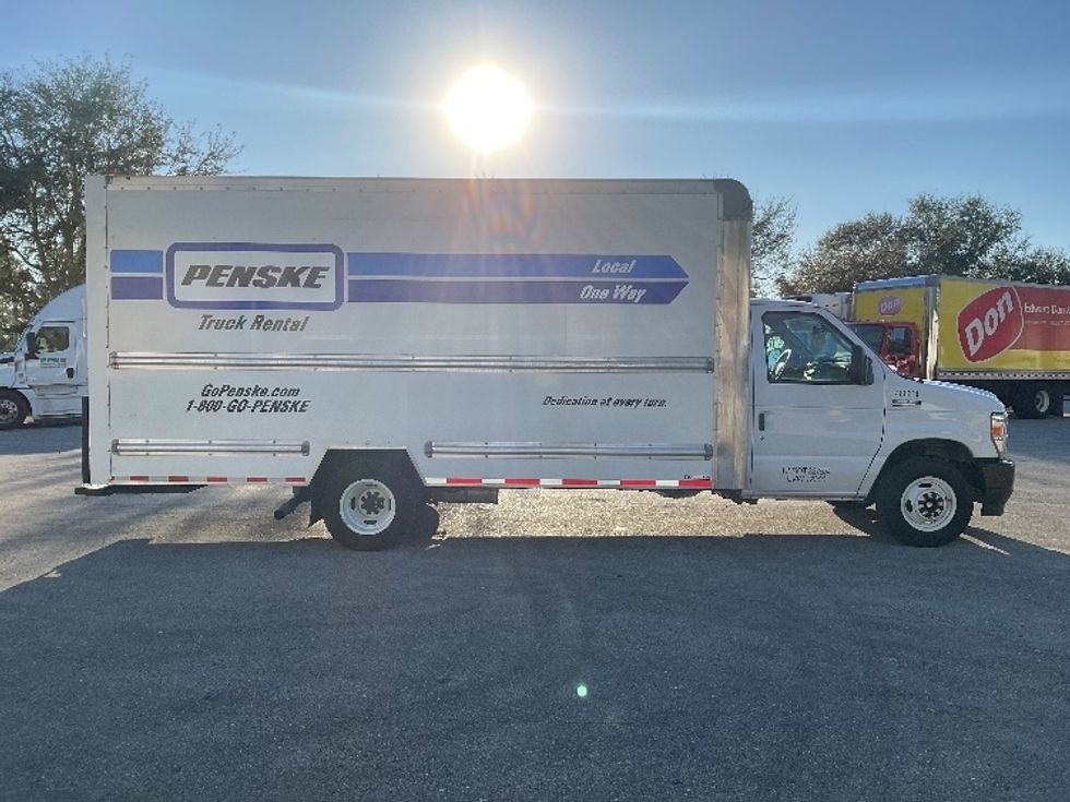 Light Duty Box Truck-Light and Medium Duty Trucks-Ford-2022-E350-Lakeland-FL-56,504\n\t\tmiles-$ 43,500 - Image 15