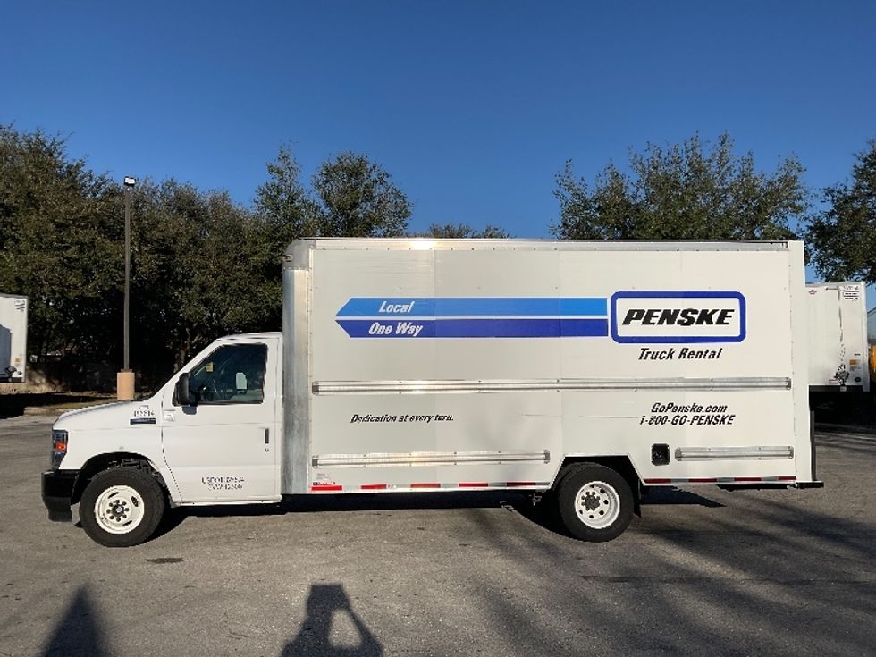 Light Duty Box Truck-Light and Medium Duty Trucks-Ford-2022-E350-Lakeland-FL-56,504\n\t\tmiles-$ 43,500 - Image 4