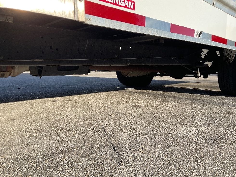 Light Duty Box Truck-Light and Medium Duty Trucks-Ford-2022-E350-Lakeland-FL-56,504\n\t\tmiles-$ 43,500 - Image 5