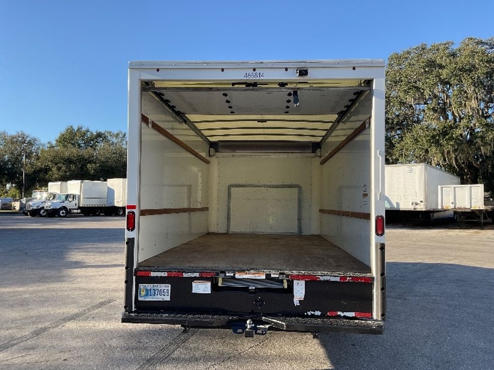 Light Duty Box Truck-Light and Medium Duty Trucks-Ford-2022-E350-Lakeland-FL-56,504\n\t\tmiles-$ 43,500 - Image 9