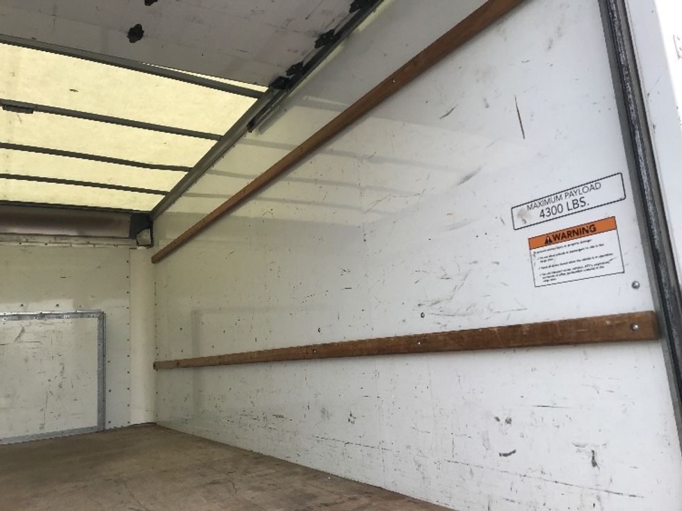 Light Duty Box Truck-Light and Medium Duty Trucks-Ford-2022-E350-Lancaster-PA-92,938\n\t\tmiles-$ 30,750 - Image 12