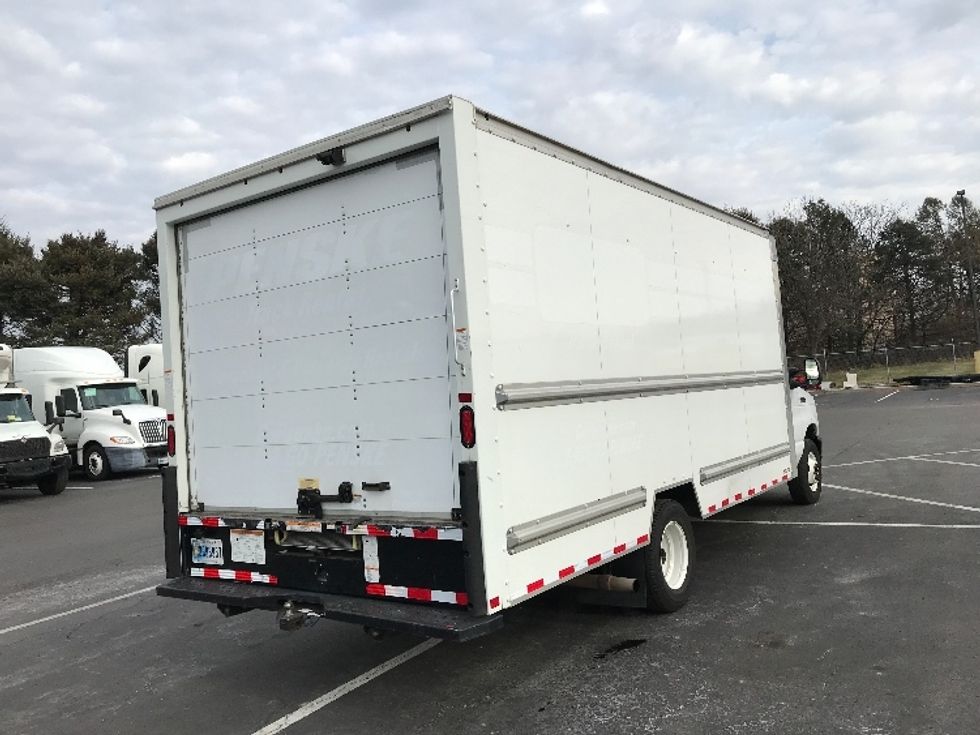 Light Duty Box Truck-Light and Medium Duty Trucks-Ford-2022-E350-Lancaster-PA-92,938\n\t\tmiles-$ 30,750 - Image 13