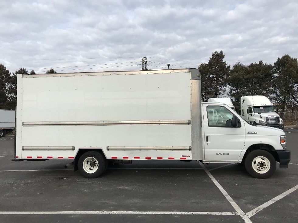 Light Duty Box Truck-Light and Medium Duty Trucks-Ford-2022-E350-Lancaster-PA-92,938\n\t\tmiles-$ 30,750 - Image 15