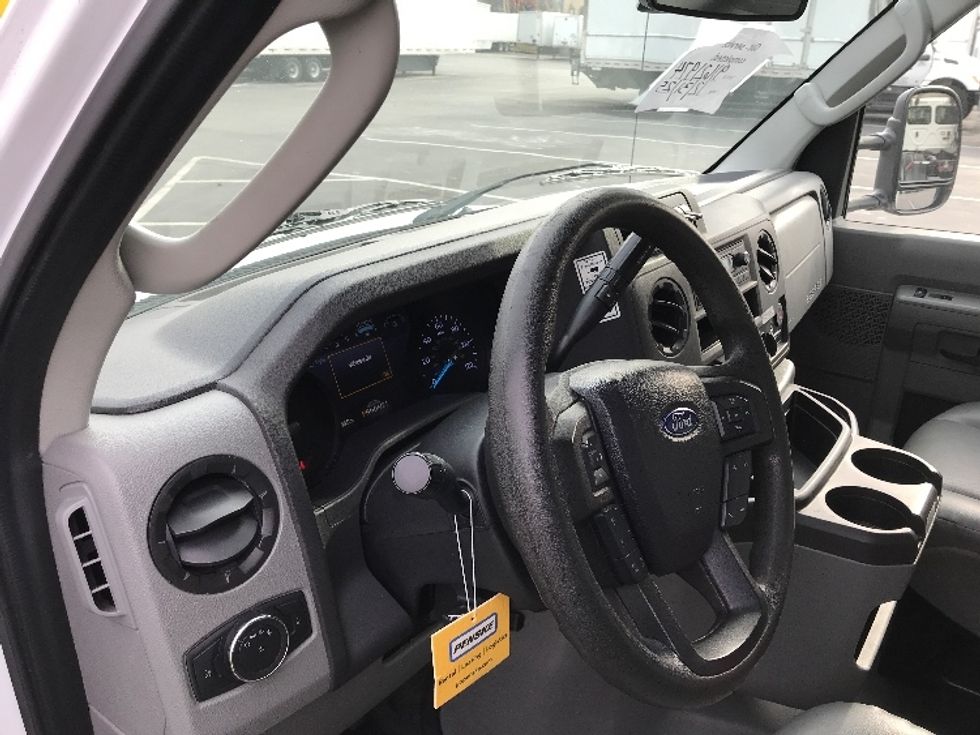 Light Duty Box Truck-Light and Medium Duty Trucks-Ford-2022-E350-Lancaster-PA-92,938\n\t\tmiles-$ 30,750 - Image 17