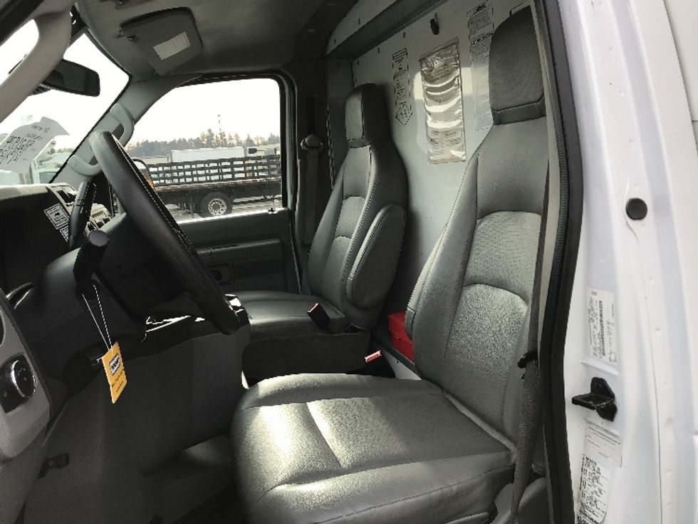 Light Duty Box Truck-Light and Medium Duty Trucks-Ford-2022-E350-Lancaster-PA-92,938\n\t\tmiles-$ 30,750 - Image 19