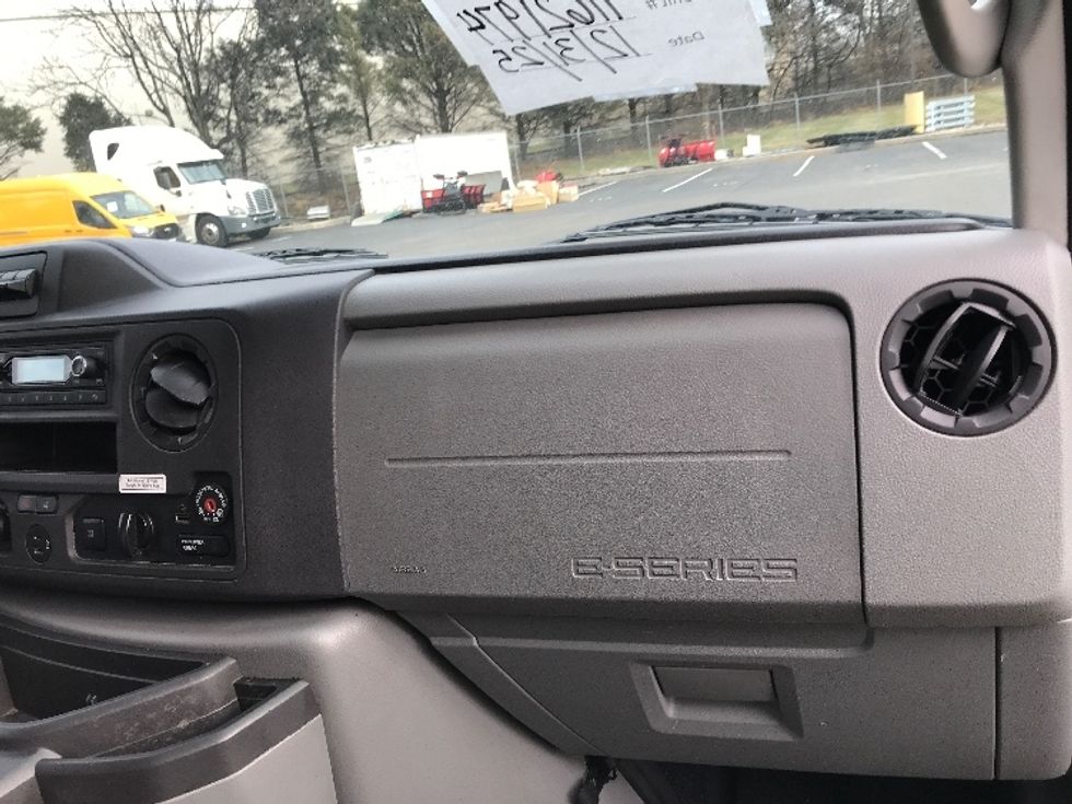 Light Duty Box Truck-Light and Medium Duty Trucks-Ford-2022-E350-Lancaster-PA-92,938\n\t\tmiles-$ 30,750 - Image 21