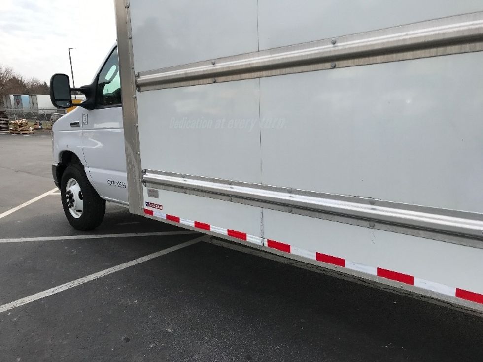 Light Duty Box Truck-Light and Medium Duty Trucks-Ford-2022-E350-Lancaster-PA-92,938\n\t\tmiles-$ 30,750 - Image 5
