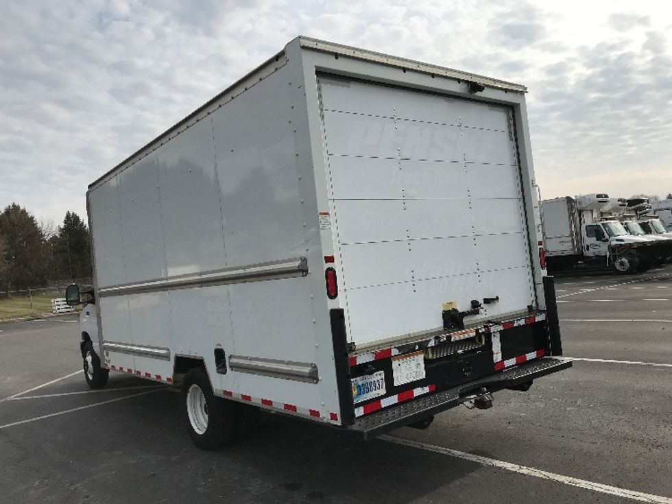 Light Duty Box Truck-Light and Medium Duty Trucks-Ford-2022-E350-Lancaster-PA-92,938\n\t\tmiles-$ 30,750 - Image 6