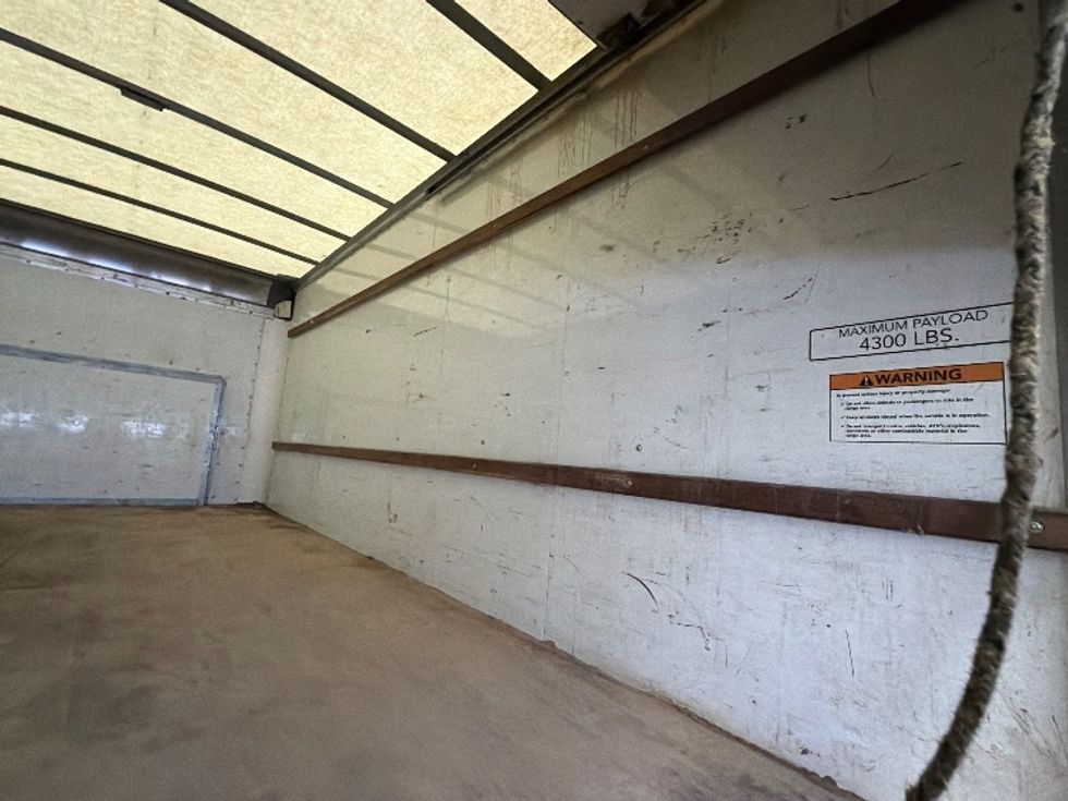 Light Duty Box Truck-Light and Medium Duty Trucks-Ford-2022-E350-Lansing-MI-101,372\n\t\tmiles-$ 27,500 - Image 12