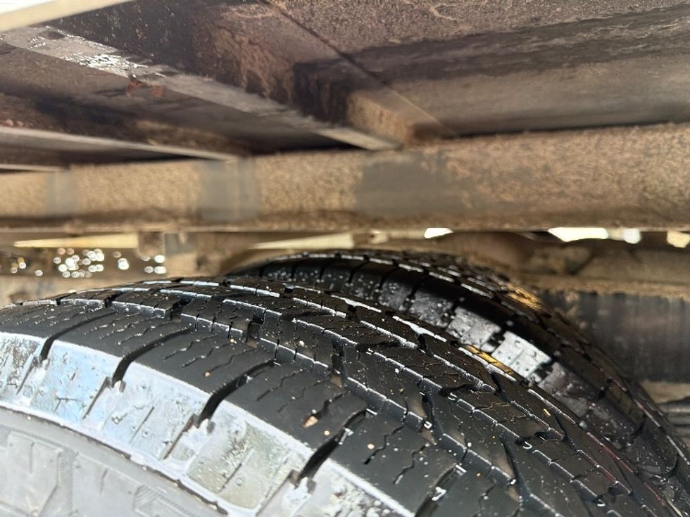 Light Duty Box Truck-Light and Medium Duty Trucks-Ford-2022-E350-Lansing-MI-101,372\n\t\tmiles-$ 27,500 - Image 5