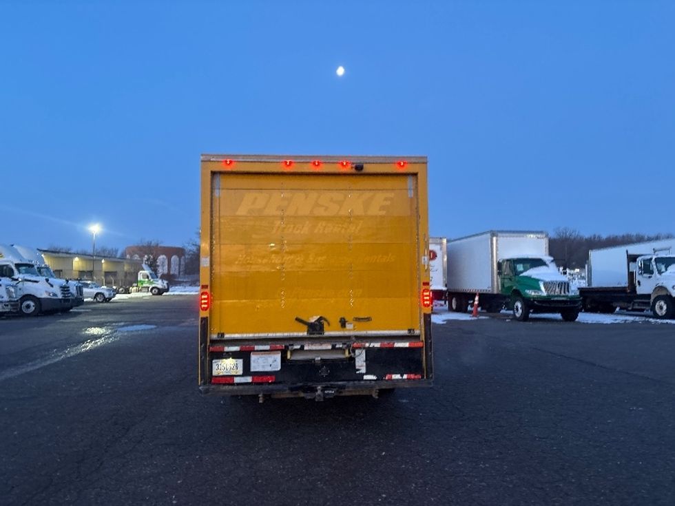 Light Duty Box Truck-Light and Medium Duty Trucks-Ford-2022-E350-Lansing-MI-101,372\n\t\tmiles-$ 27,500 - Image 7
