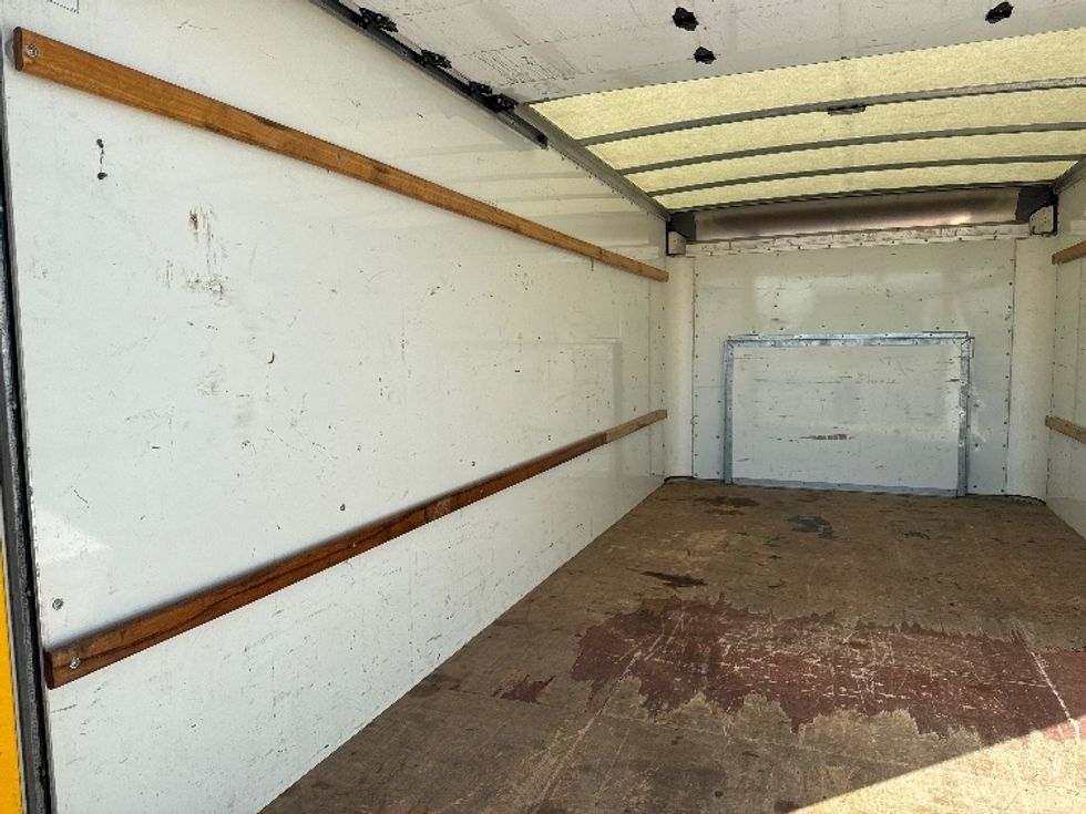 Light Duty Box Truck-Light and Medium Duty Trucks-Ford-2022-E350-Lansing-MI-74,642\n\t\tmiles-$ 34,500 - Image 11