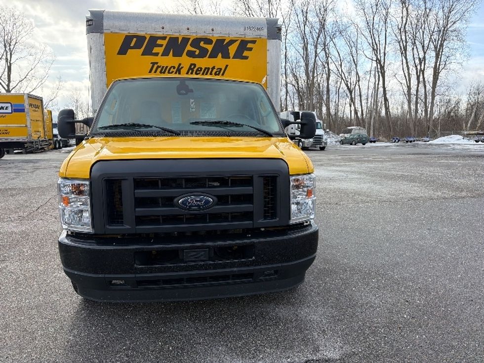 Light Duty Box Truck-Light and Medium Duty Trucks-Ford-2022-E350-Lansing-MI-92,765\n\t\tmiles-$ 28,500 - Image 2
