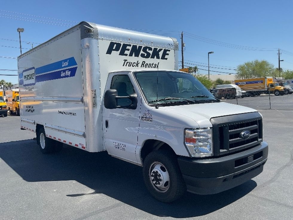 Light Duty Box Truck-Light and Medium Duty Trucks-Ford-2022-E350-Las Vegas-NV-103,200\n\t\tmiles-$ 31,000 - Image 1