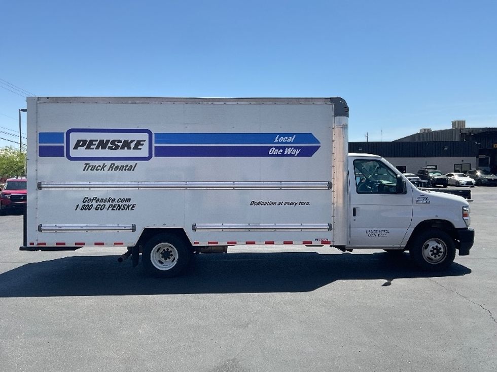 Light Duty Box Truck-Light and Medium Duty Trucks-Ford-2022-E350-Las Vegas-NV-103,200\n\t\tmiles-$ 31,000 - Image 12