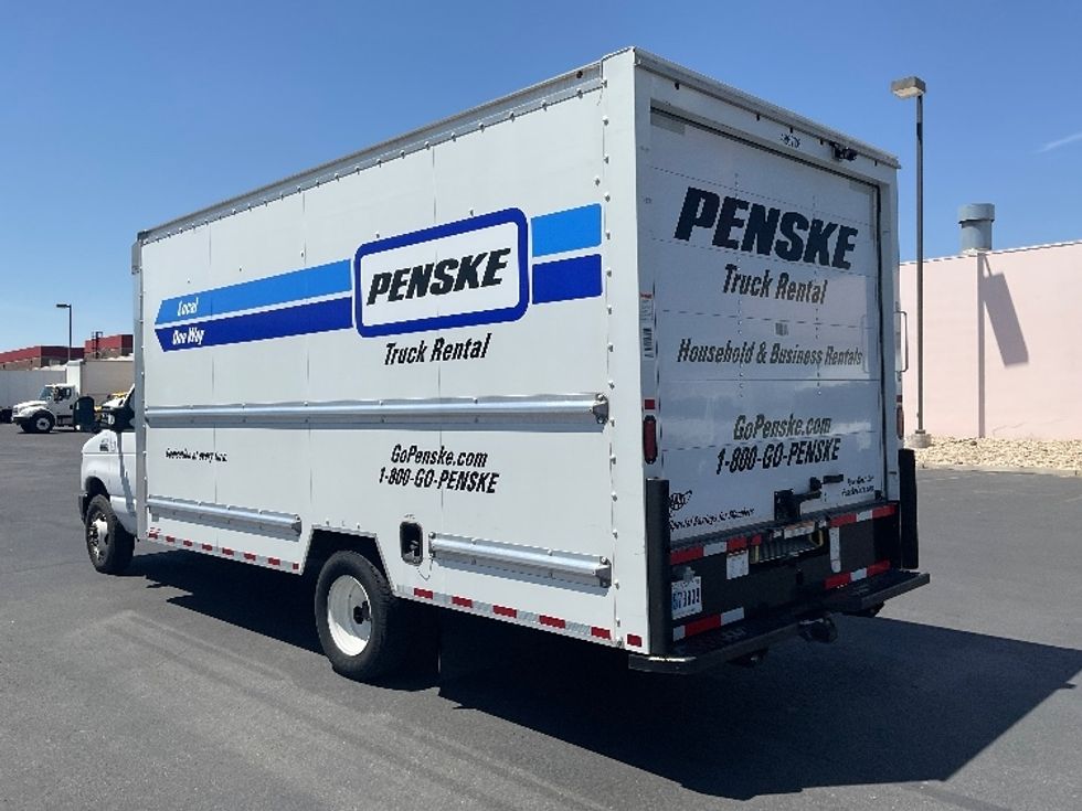 Light Duty Box Truck-Light and Medium Duty Trucks-Ford-2022-E350-Las Vegas-NV-103,200\n\t\tmiles-$ 31,000 - Image 5