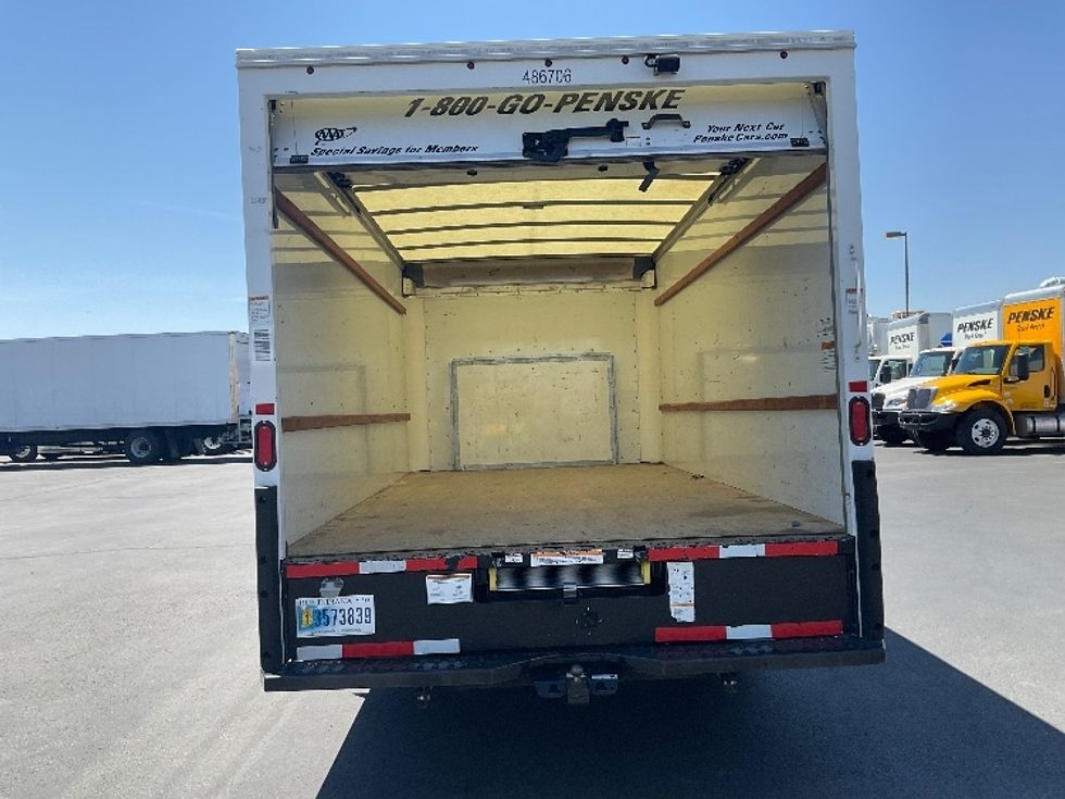 Light Duty Box Truck-Light and Medium Duty Trucks-Ford-2022-E350-Las Vegas-NV-103,200\n\t\tmiles-$ 31,000 - Image 7