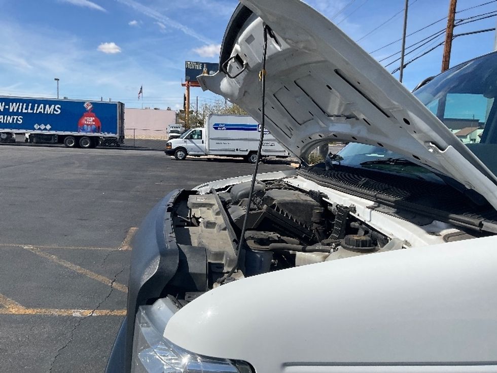 Light Duty Box Truck-Light and Medium Duty Trucks-Ford-2022-E350-Las Vegas-NV-112,137\n\t\tmiles-$ 30,500 - Image 19