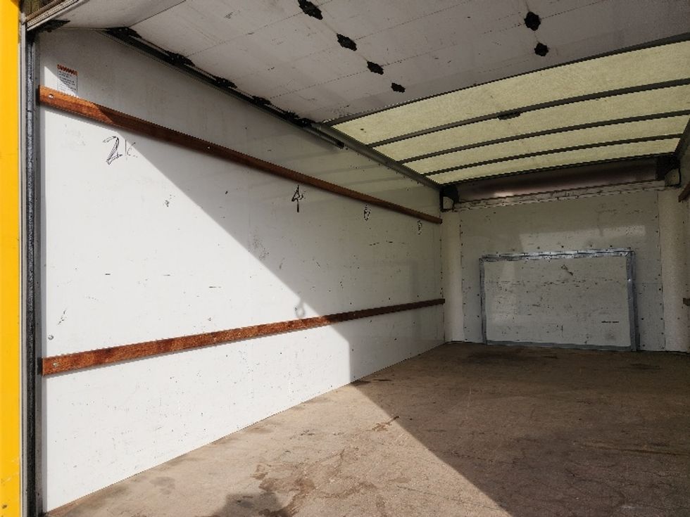 Light Duty Box Truck-Light and Medium Duty Trucks-Ford-2022-E350-Las Vegas-NV-64,106\n\t\tmiles-$ 40,000 - Image 10