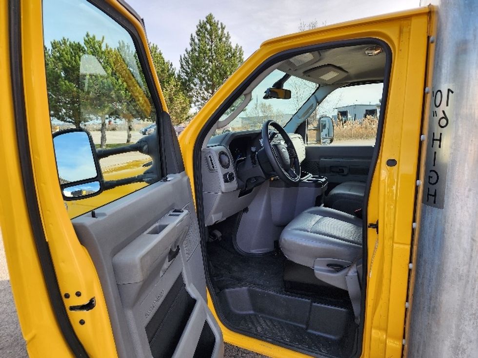 Light Duty Box Truck-Light and Medium Duty Trucks-Ford-2022-E350-Las Vegas-NV-64,106\n\t\tmiles-$ 40,000 - Image 15