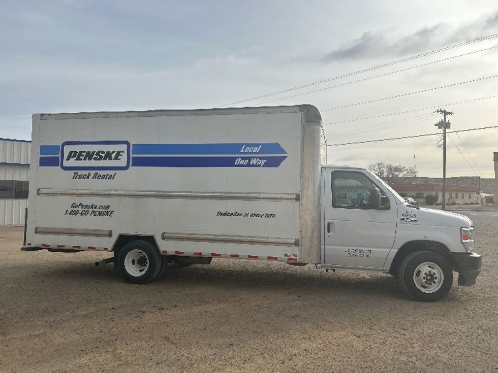 Light Duty Box Truck-Light and Medium Duty Trucks-Ford-2022-E350-Las Vegas-NV-91,524\n\t\tmiles-$ 33,500 - Image 15