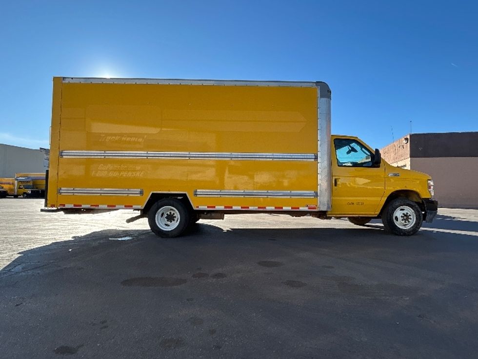 Light Duty Box Truck-Light and Medium Duty Trucks-Ford-2022-E350-Las Vegas-NV-96,326\n\t\tmiles-$ 29,750 - Image 15