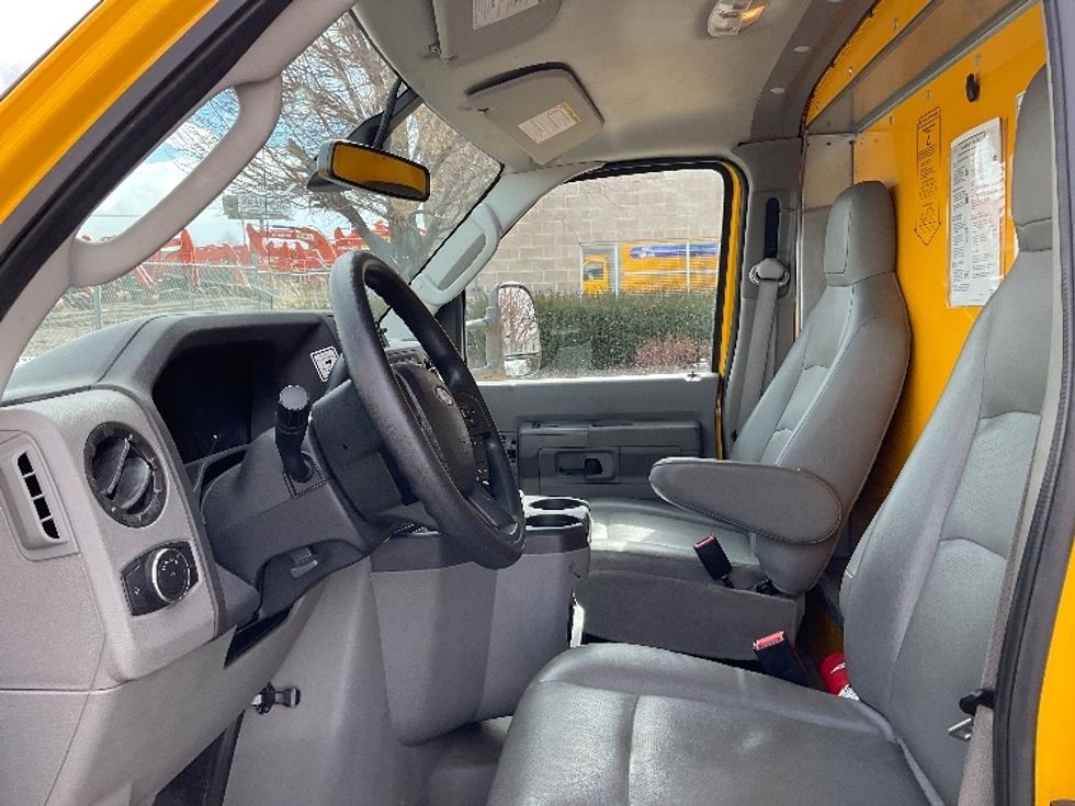 Light Duty Box Truck-Light and Medium Duty Trucks-Ford-2022-E350-Las Vegas-NV-96,634\n\t\tmiles-$ 29,750 - Image 19