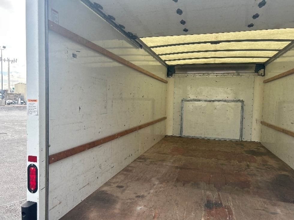 Light Duty Box Truck-Light and Medium Duty Trucks-Ford-2022-E350-Las Vegas-NV-98,066\n\t\tmiles-$ 32,750 - Image 11