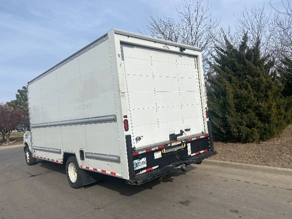 Light Duty Box Truck-Light and Medium Duty Trucks-Ford-2022-E350-Lenexa-KS-98,899\n\t\tmiles-$ 30,750 - Image 6